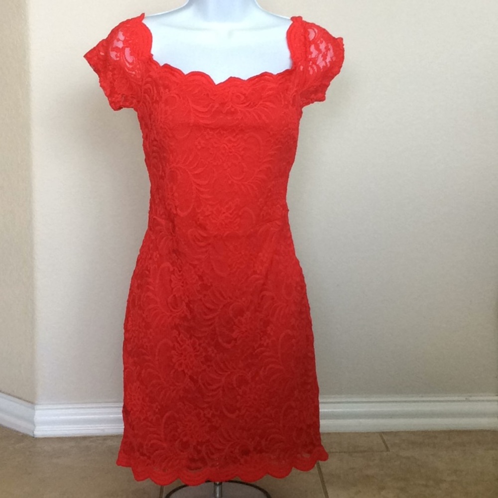 Bebe mini Lace Dress